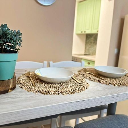Green Bay Apartment กอร์จูลา ภายนอก รูปภาพ