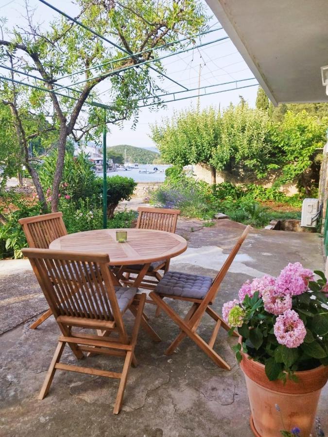 Green Bay Apartment กอร์จูลา ภายนอก รูปภาพ